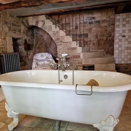 La Providence, Moulin Du Xiiie Siecle *