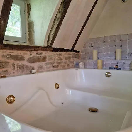 La Providence, Moulin Du Xiiie Siecle * Bozouls