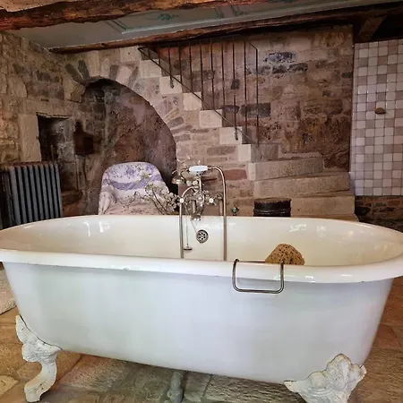 Villa La Providence, Moulin Du Xiiie Siecle Bozouls