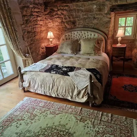 La Providence, Moulin Du Xiiie Siecle Vila *