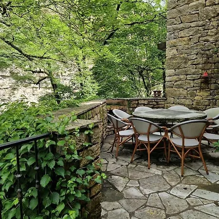 Villa La Providence, Moulin Du Xiiie Siècle *